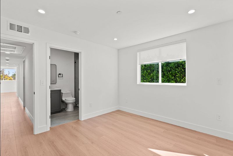 1st image of 316 Allen Ave #C