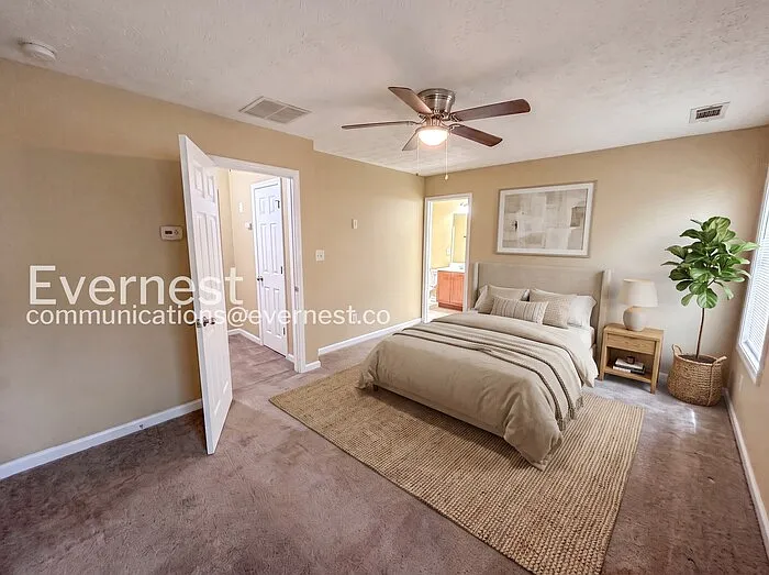 2 bed, 2.5 bath, 1336 sqft, $1,500 — Photo 4