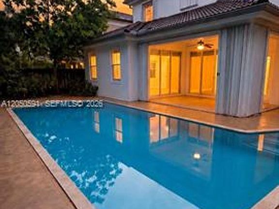 4th image of 11504 SW 152nd Ct #11504
