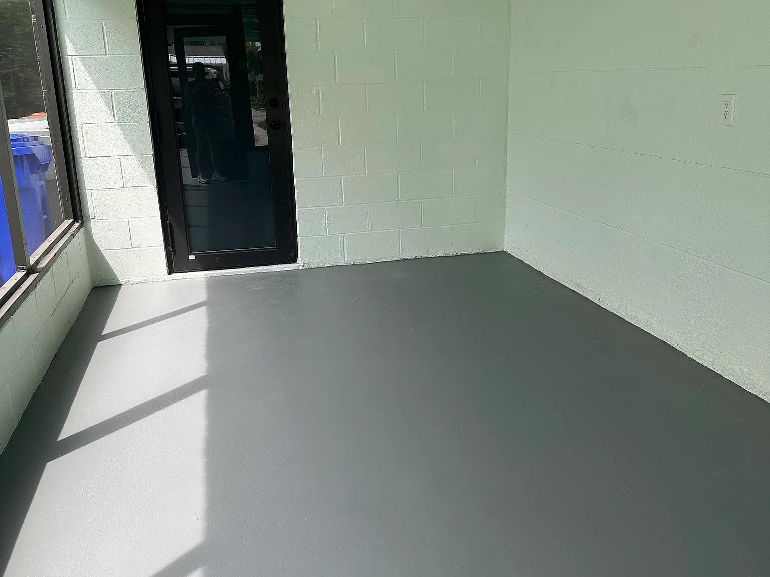 2 bed, 825 sqft, $2,100 — Photo 3