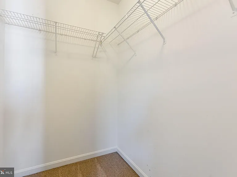 104 Frazer Dr — Photo 20