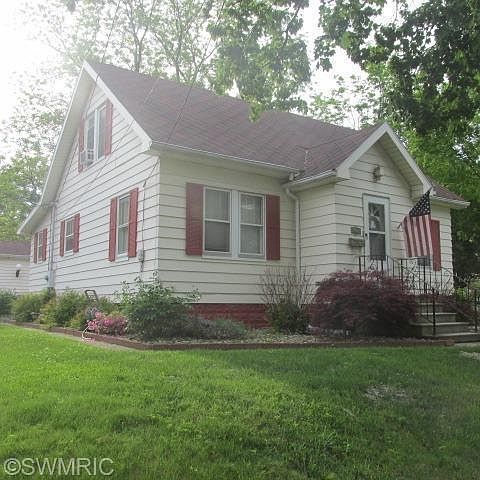 1st image of 216 N Lincoln Ave