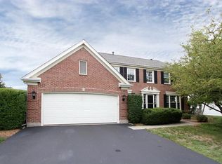 1217 Thorndale Ln, Lake Zurich, IL
