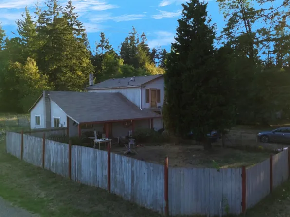 710 SE Fairview St, Mill City, OR 97360