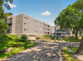 135 Viking Dr E APT 309, Little Canada, MN 55117