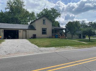 1192 Center St, Auburn, IN 46706