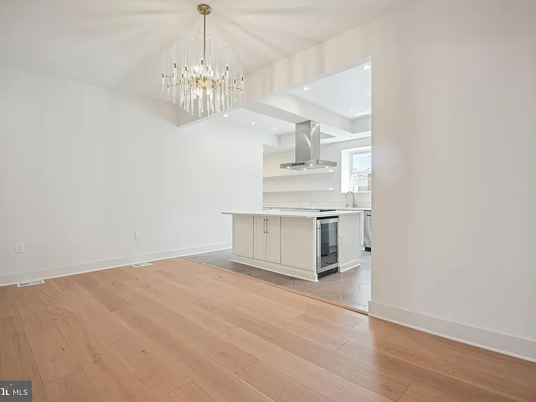 1329 Connecticut Ave NW #300 — Photo 17