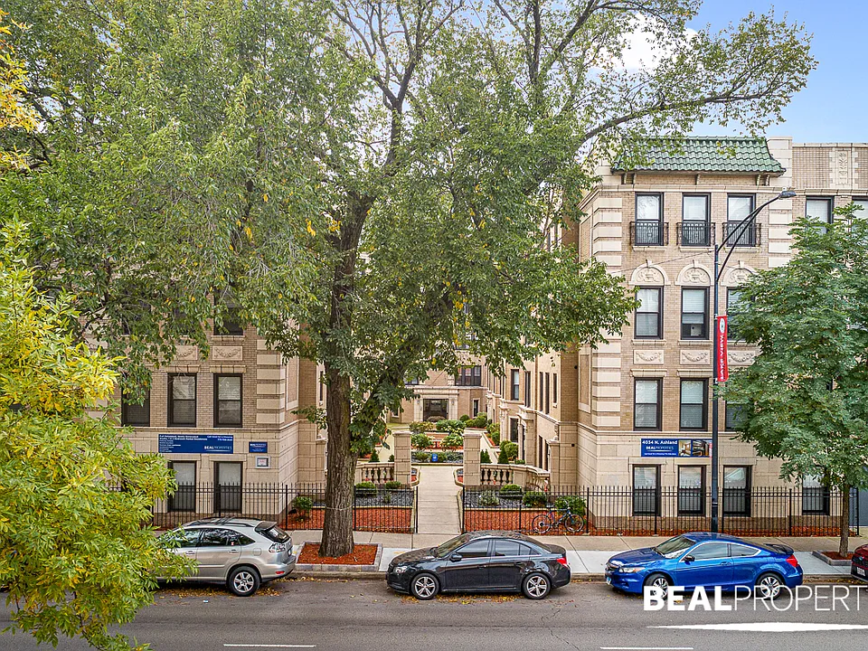 4034-40 N Ashland Ave