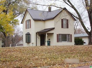 1615 Central Ave, Hawarden, IA 51023