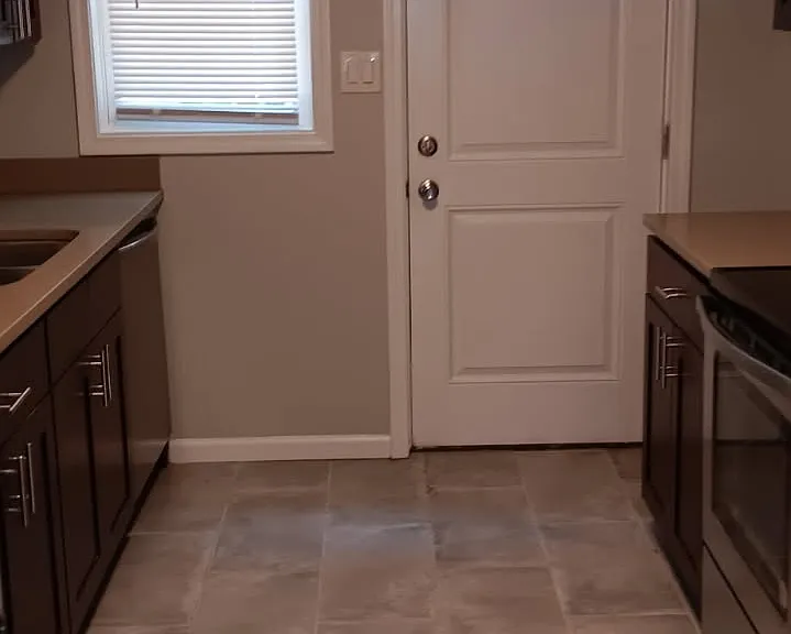14980 Allisonville Rd — Photo 6