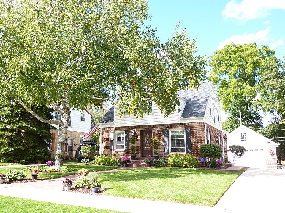 1st image of 4816 W Cleveland Ave