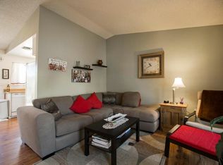 27 Loorz Ct, Sacramento, CA