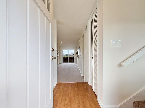 3rd image of 2529 Topaz Dr