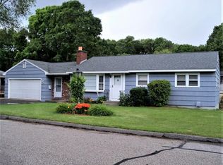 13 Howe Ln, Millbury, MA 01527