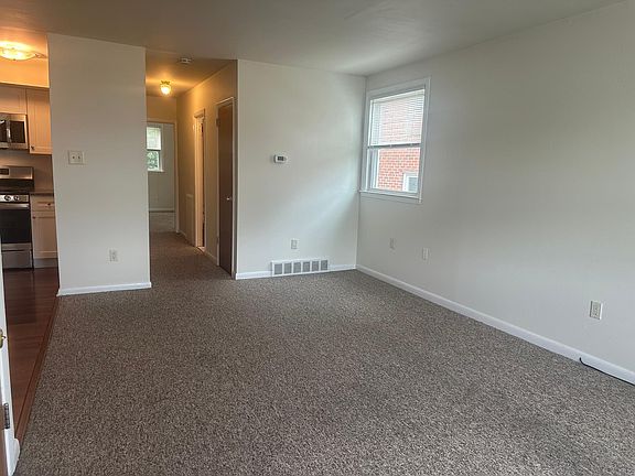 3rd image of 592 Livezey St #2