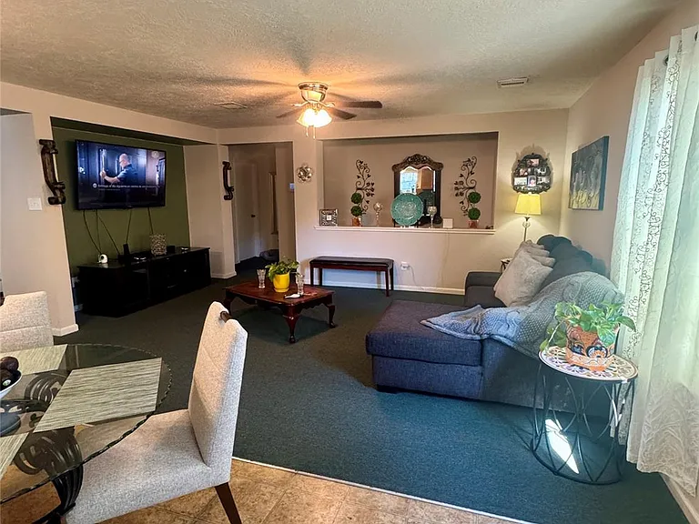 7130 Liberty Creek Trl — Photo 7