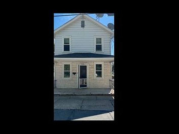528 Winter St