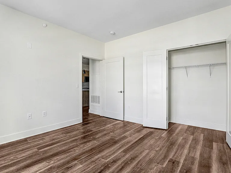 Inwood at Renaissance Square — Photo 42