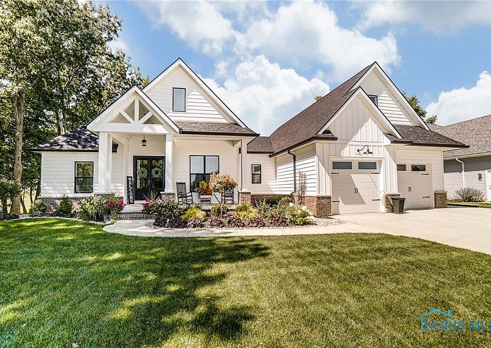 1st image of 8438 Plumwood Dr