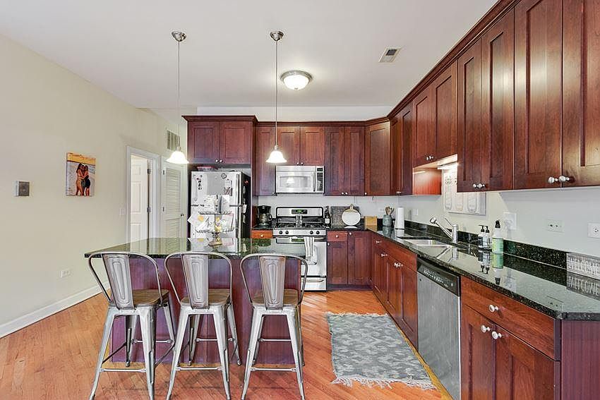 1st image of 1438 W Belmont Ave #3MB