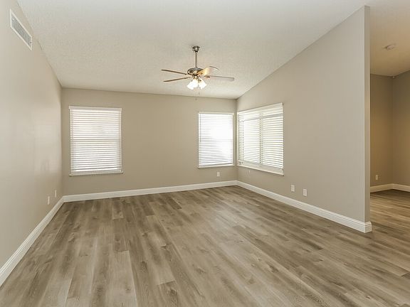 3rd image of 6533 Faith Peak Dr