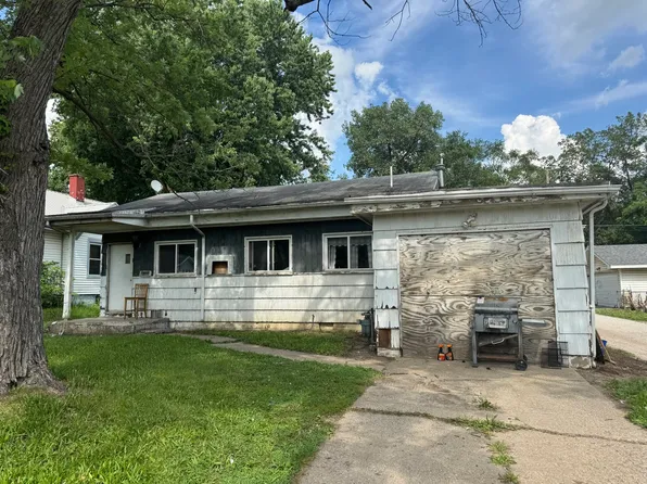 25 State St N, Danville, IL 61832