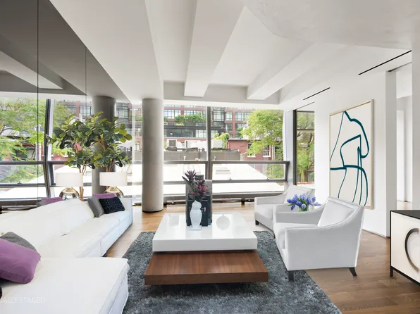 166 Perry Street image 1 of 12