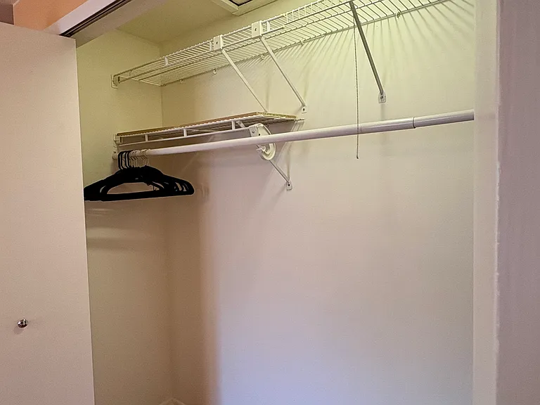 542 Terrace Ln — Photo 17