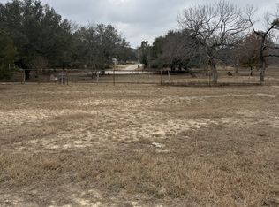 290 Strasbourg St #13, Castroville, TX 78009