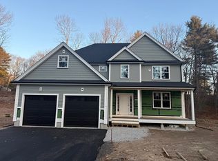 17 Longhill Rd #0, Franklin, MA 02038