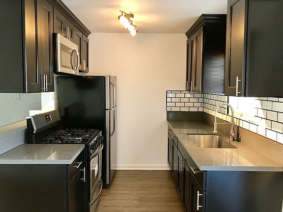 4th image of 317 E La Palma Ave #29
