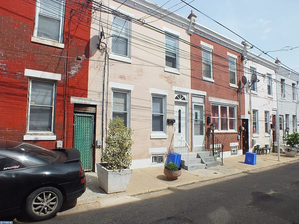 2nd image of 1921 Hope St