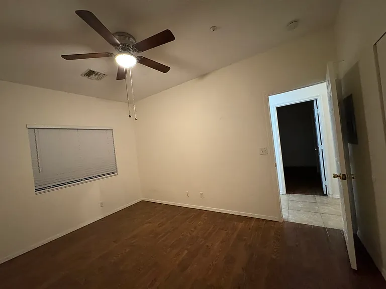 317 Phyllis Dr #2 — Photo 14
