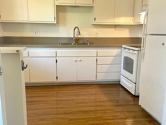 5th image of 205 Oceano Ave #2