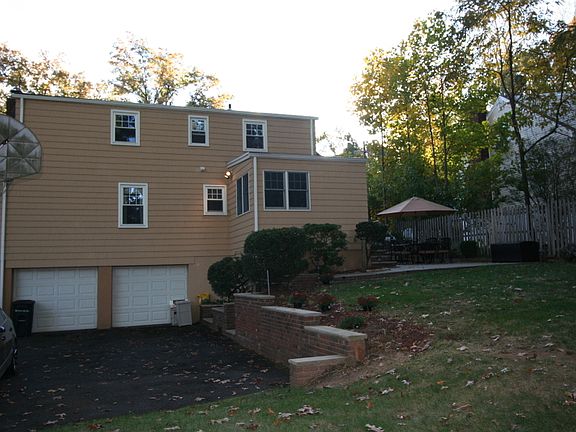 3rd image of 3 Bradford Ave