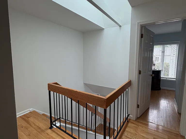 97 W Norwalk Rd #5 — Photo 12