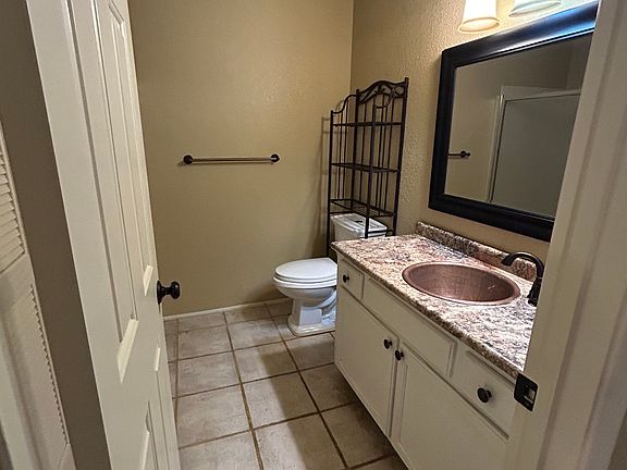 3rd image of 1230 Mechem Dr APT 23