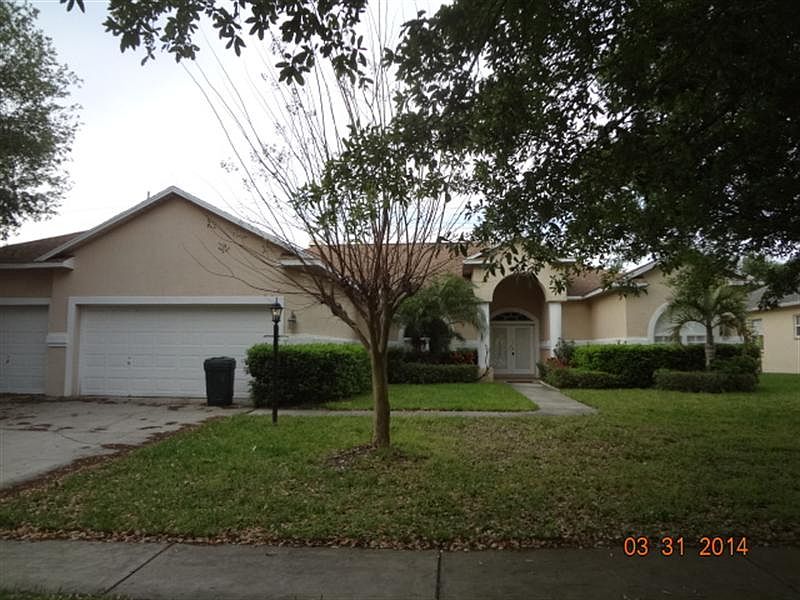 1st image of 3912 Valrico Grove Dr