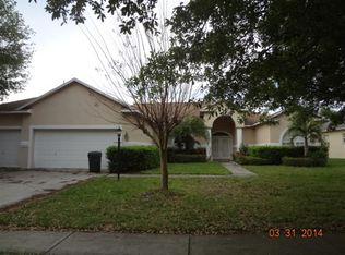 3912 Valrico Grove Dr, Valrico, FL 33594