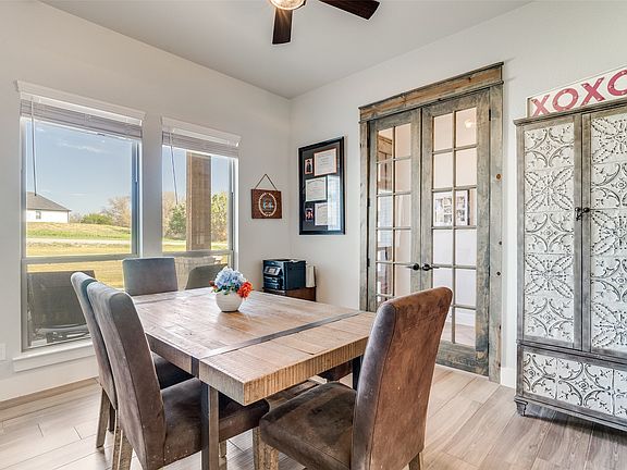 2nd image of 1036 Kessler Rd