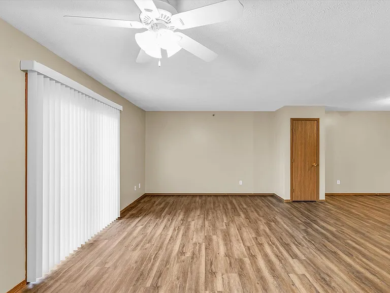 1-6 Rainbow Cir — Photo 7