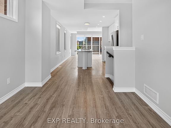 4th image of 1440 Hemlock Rd