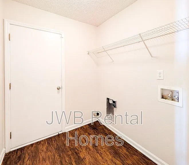 11646 Carson Lake Dr — Photo 13