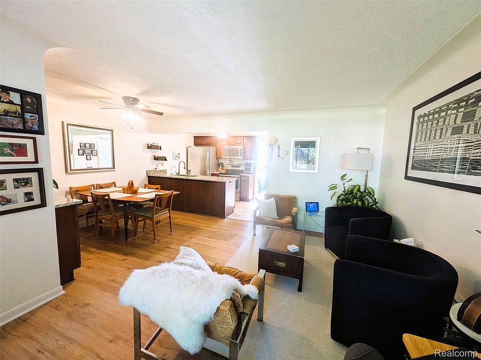 1st image of 995 N Cass Lake Rd APT 218