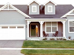 8281 Arrowwood Ln N, Maple Grove, MN 55369