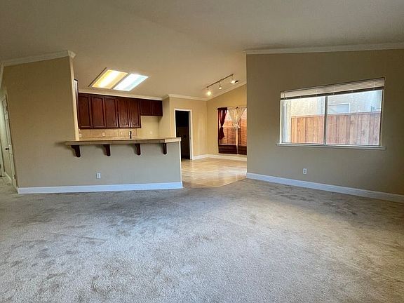 5th image of 1848 Sonoma Ave