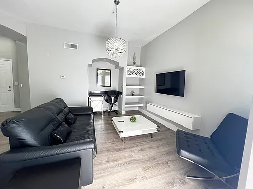 7350 Westpointe Blvd #1435 Photo 1