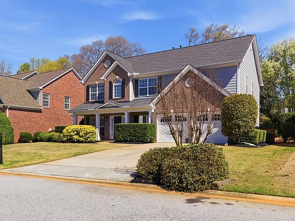 2nd image of 11 Springhead Way