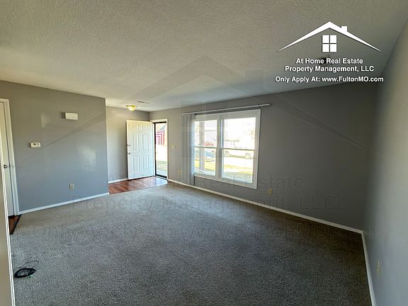 3rd image of 1904 Springdale Ct