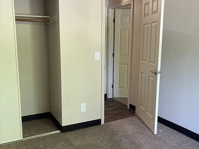 Countrywood Apartments — Photo 34